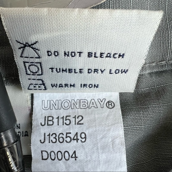 NWT UNIONBAY Womens Juniors Cargo Shorts Size 1 Sage Green - Picture 8 of 14